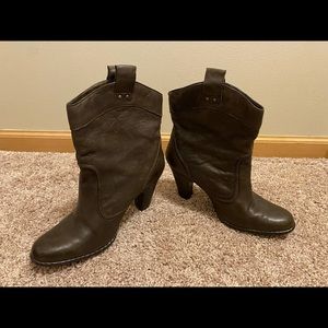 Born Crown Brown Leather Ankle Boots
